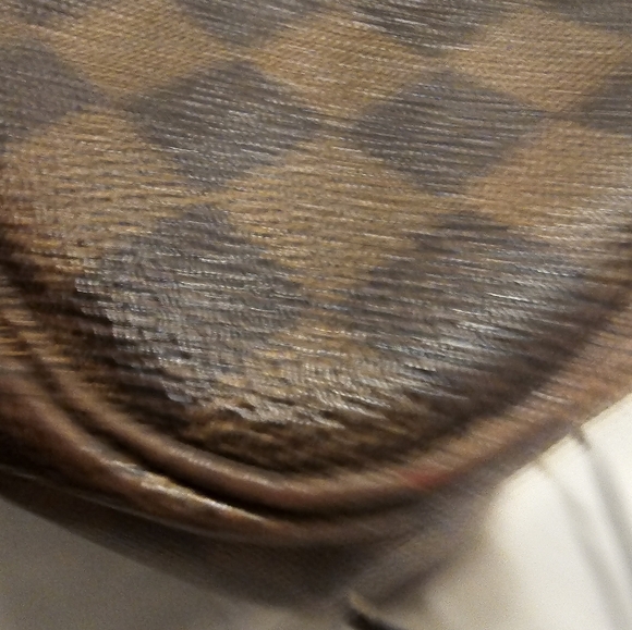 LV nf MM - Picture 15 of 16